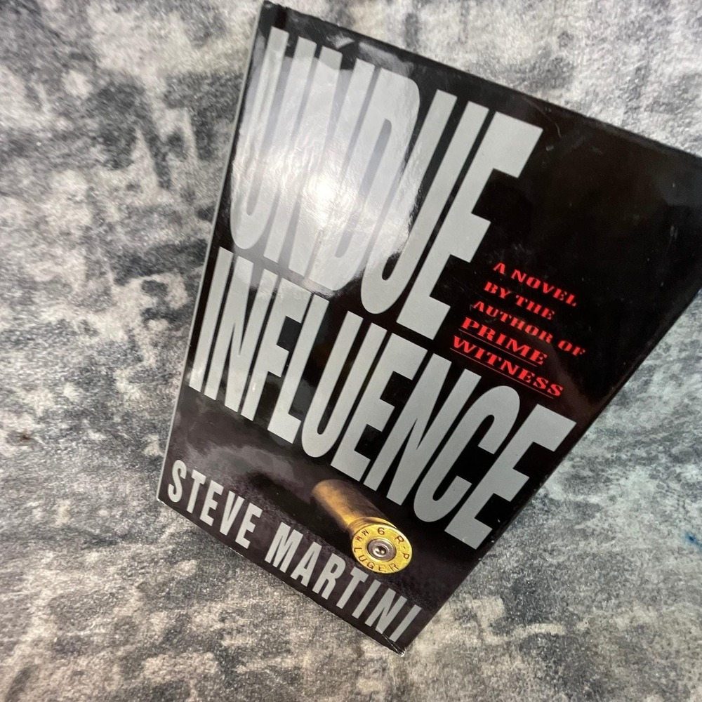 Undue‎ Influence Steve Martini Legal Thriller Mystery Crime Fiction Book Good